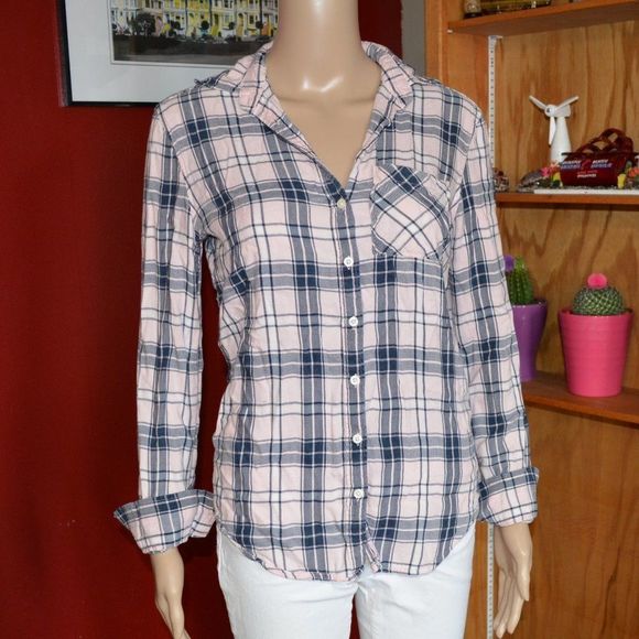 BUTTON Down Plaid Shirt - Picture 3 of 5